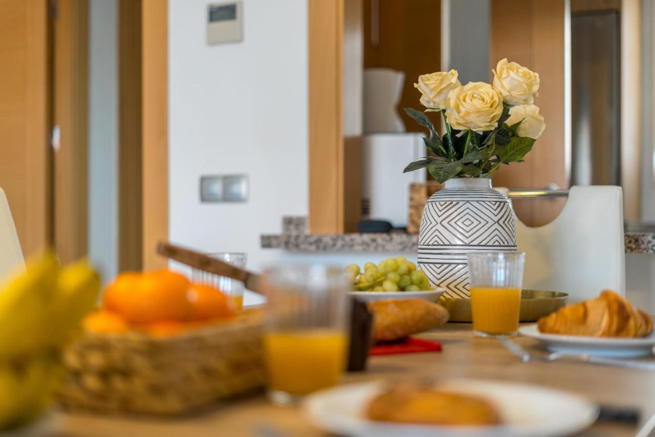 Modern Apartment With Large Terrasse, Bbq, Fast Wifi, 2 Pools Puerto de Santiago  Ngoại thất bức ảnh