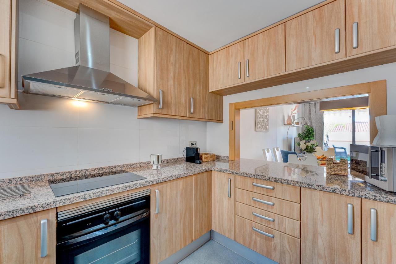 Modern Apartment With Large Terrasse, Bbq, Fast Wifi, 2 Pools Puerto de Santiago  Ngoại thất bức ảnh